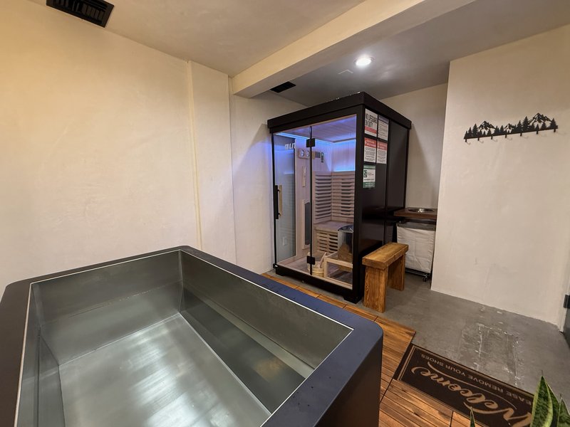Premium sauna and cold plunge recovery lounge at Home Mountain in West LA